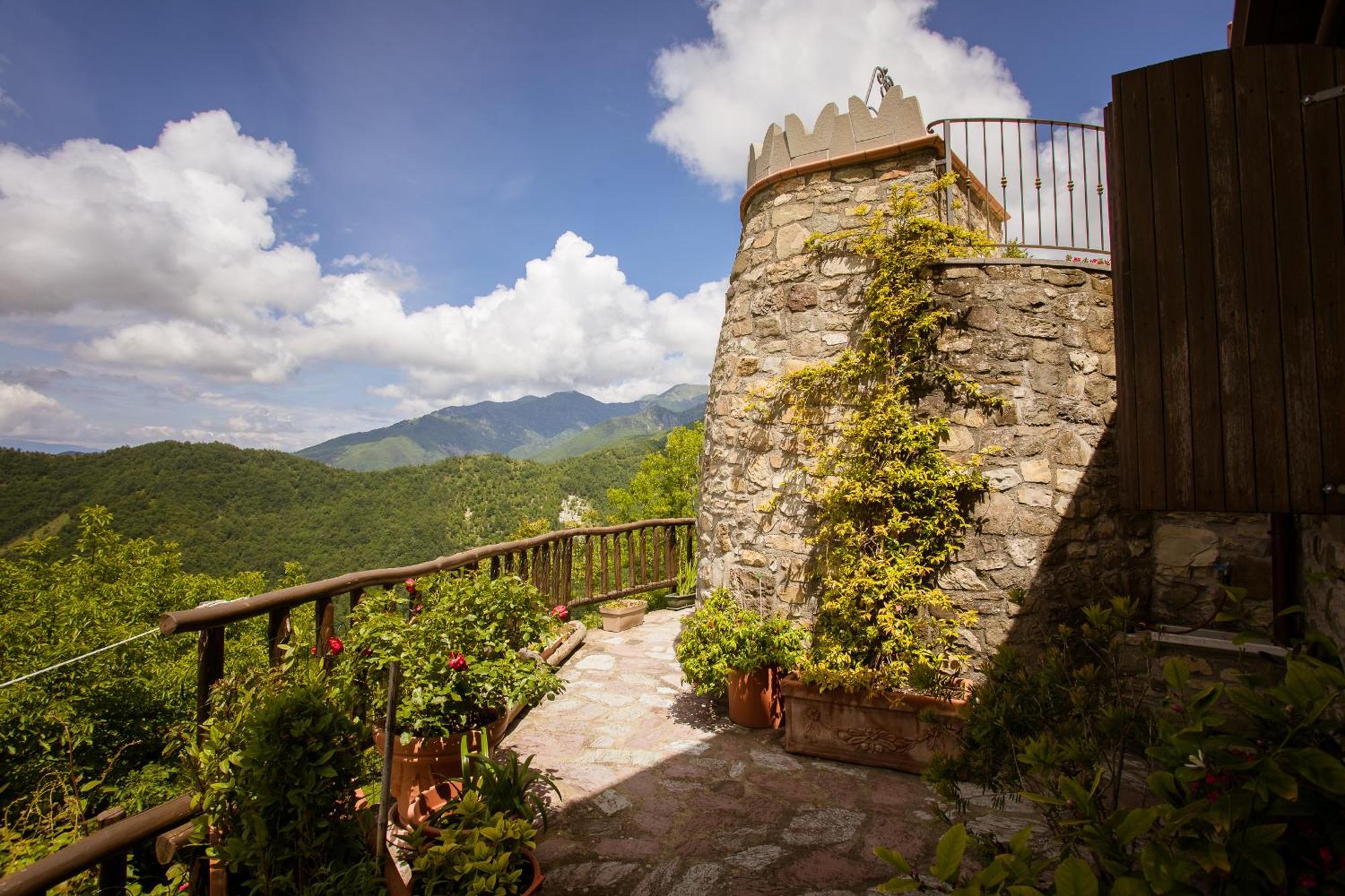 Vivi Luxury Country House Comano (Tuscany) Exterior foto